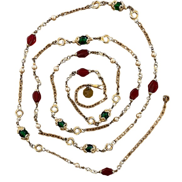 *SOLD* CHANEL 1984 LONG RED GREEN GRIPOIX PEARL SAUTOIR NECKLACE 64 inches - Picture 6 of 6